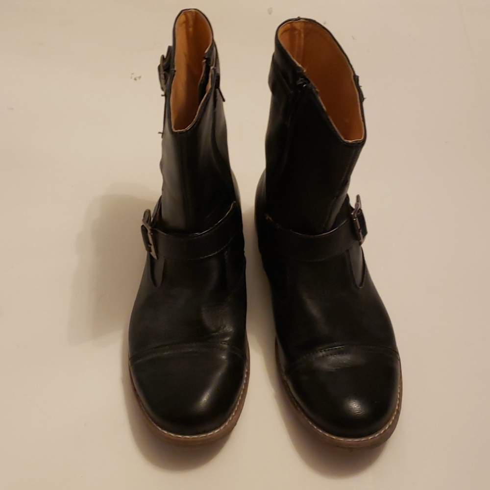 Scans fashion black leather boots size 8.5